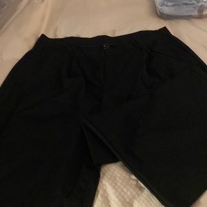 On trend! Black, wide-leg, pleated front trousers